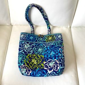 Vera Bradley tote bag